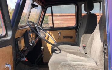 Jeep-willys-overland-4x4-wagon-1957-blue-7