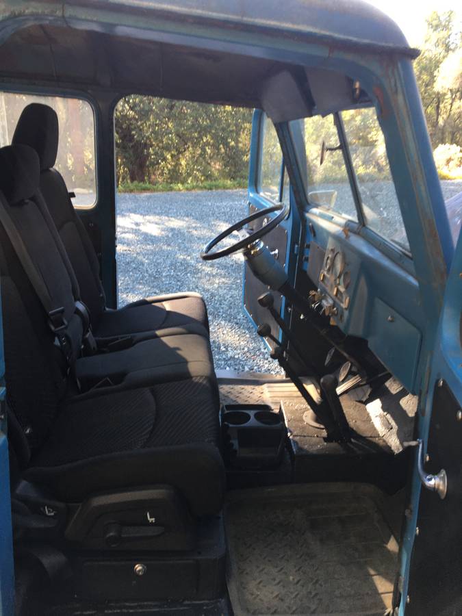 Jeep-willys-wagon-1957-blue-4