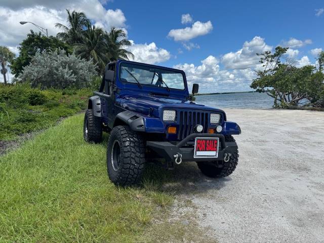 Jeep-wrangler-1987-blue-11