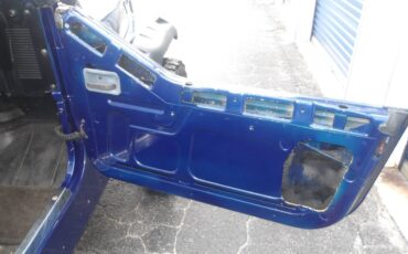 Jeep-wrangler-1987-blue-6