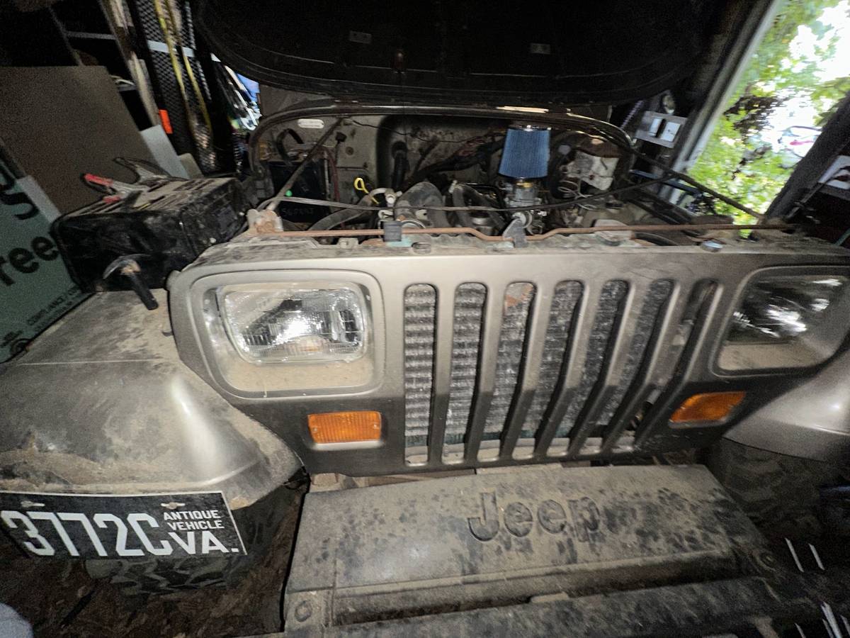 Jeep-wrangler-1988-10