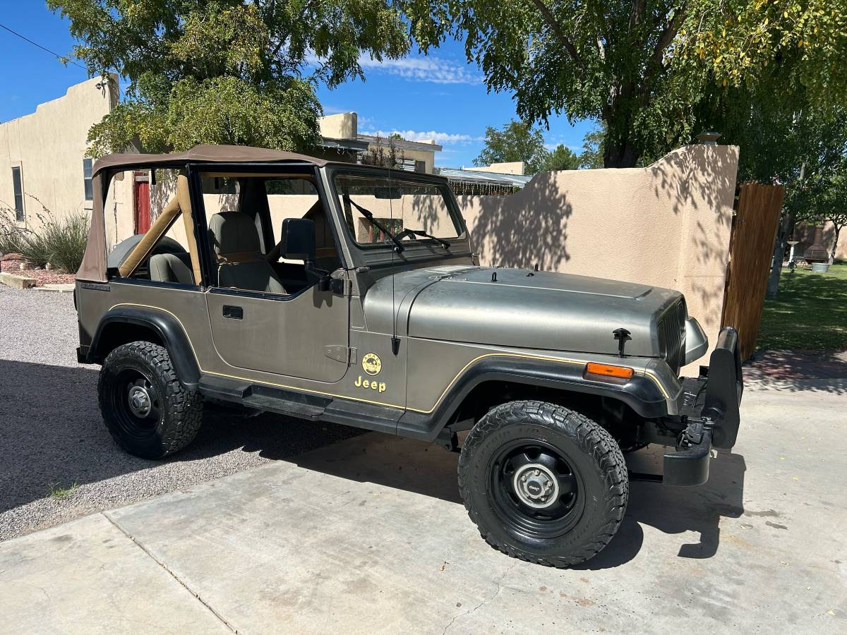 Jeep-wrangler-1988-green-1
