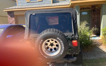 Jeep-wrangler-1988-green-3