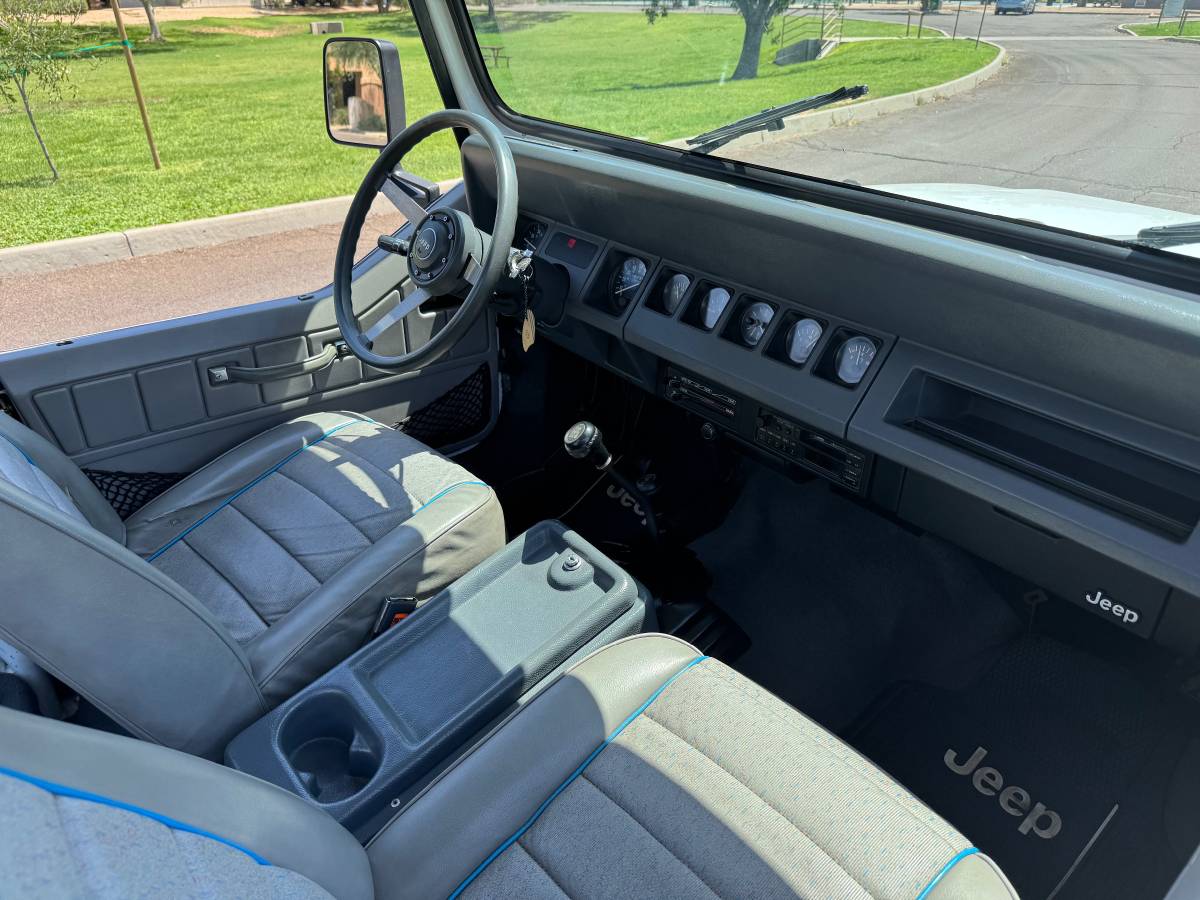 Jeep-wrangler-1989-7