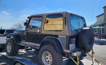 Jeep-wrangler-1989-black-2