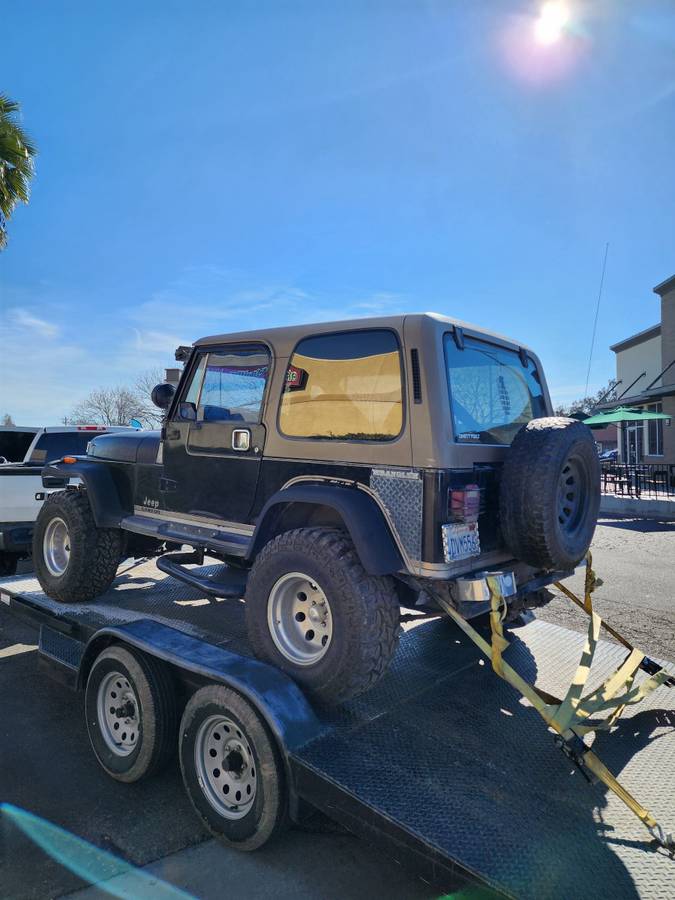 Jeep-wrangler-1989-black-2