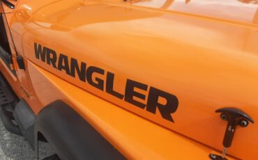 Jeep-wrangler-1989-orange-1