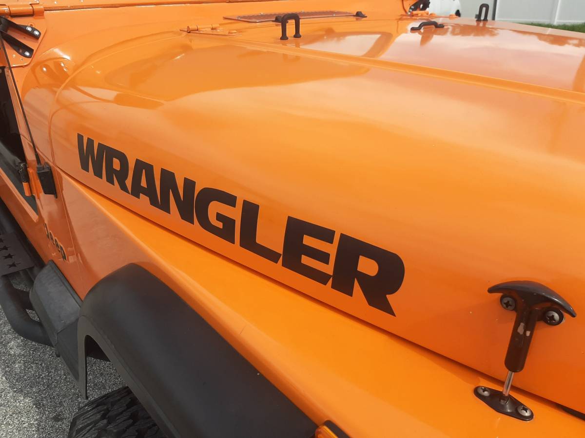 Jeep-wrangler-1989-orange-1