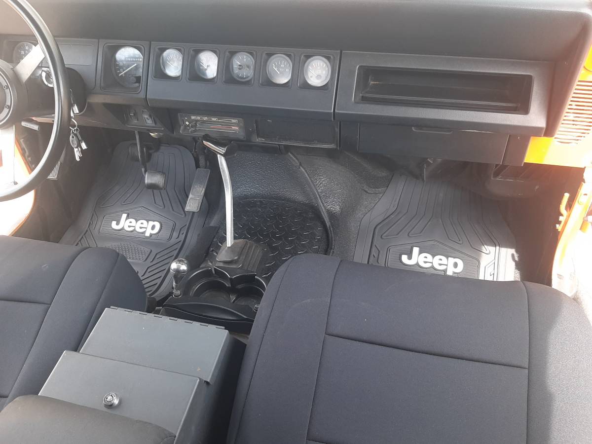 Jeep-wrangler-1989-orange-12