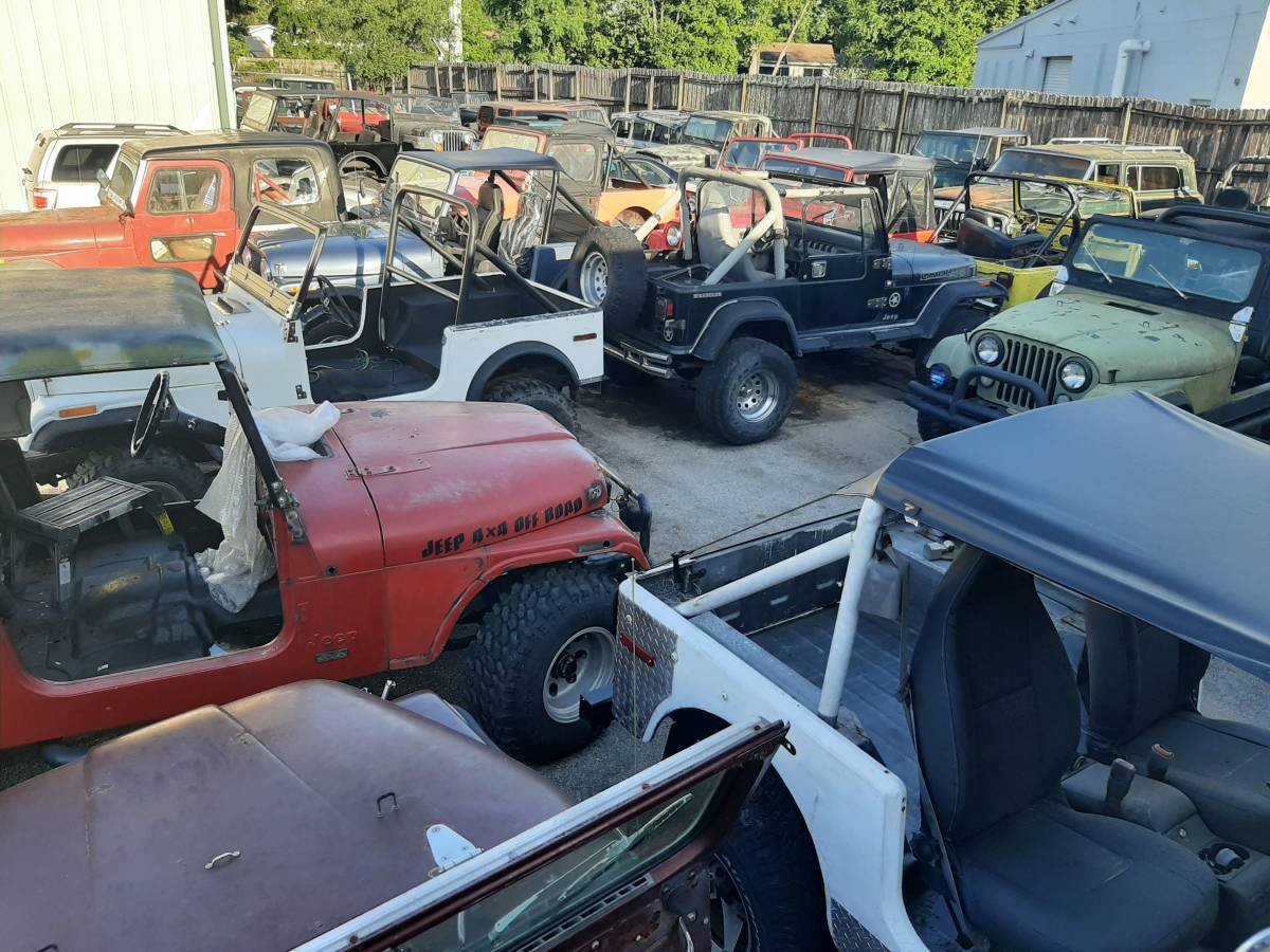 Jeep-wrangler-1989-orange-15