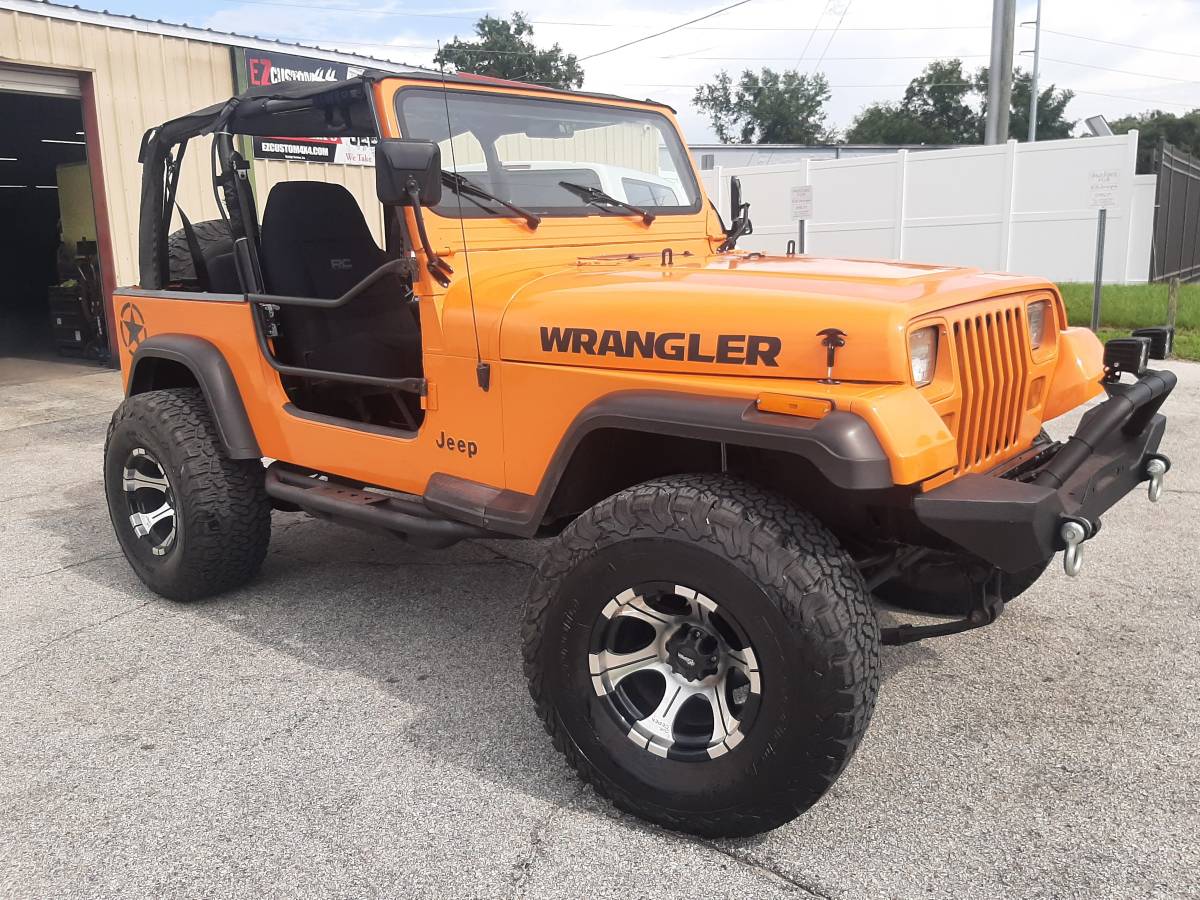 Jeep-wrangler-1989-orange-2