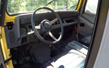 Jeep-wrangler-1989-white-16