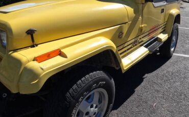 Jeep-wrangler-1989-white-3