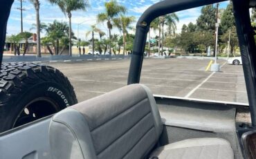 Jeep-wrangler-1989-white-3