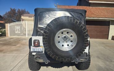 Jeep-wrangler-1989-white-4