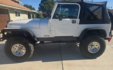 Jeep-wrangler-1989-white-5