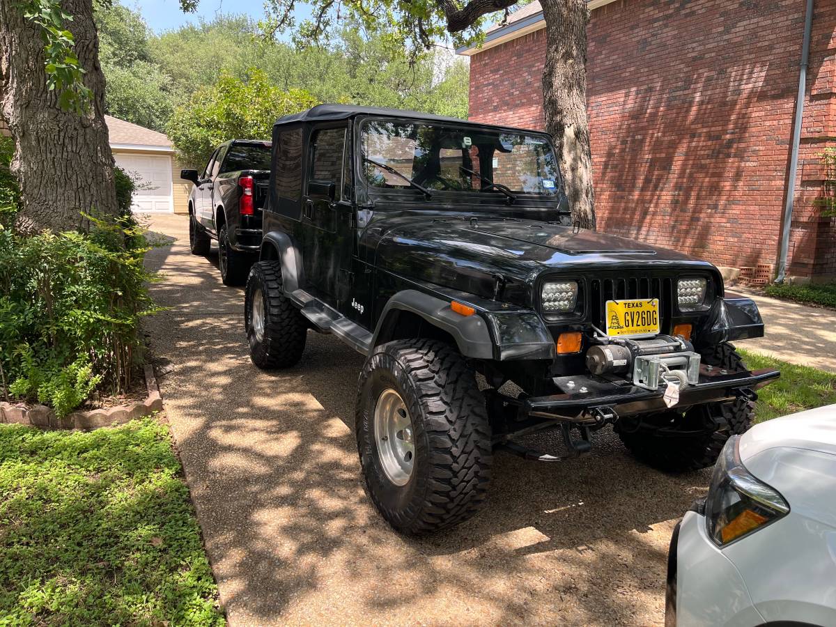 Jeep-wrangler-1990-black-1