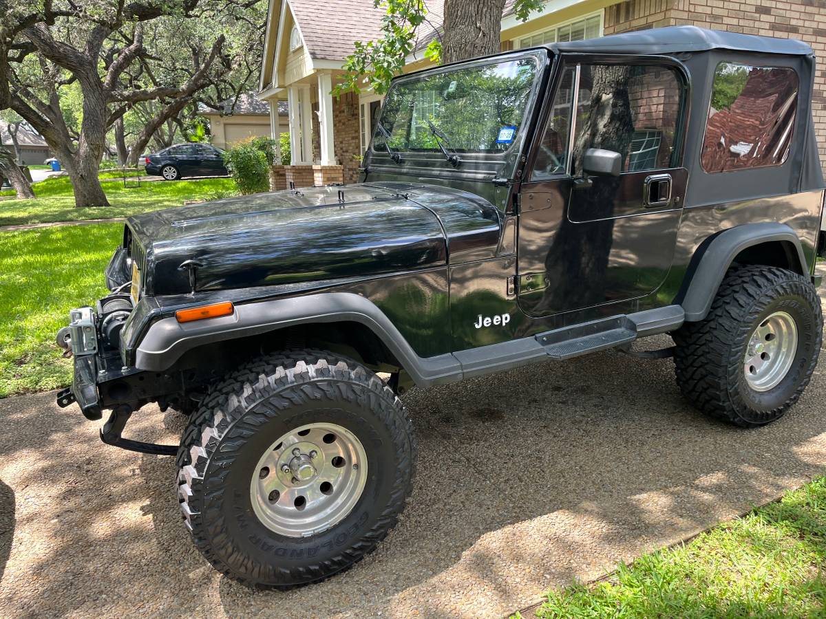 Jeep-wrangler-1990-black-5