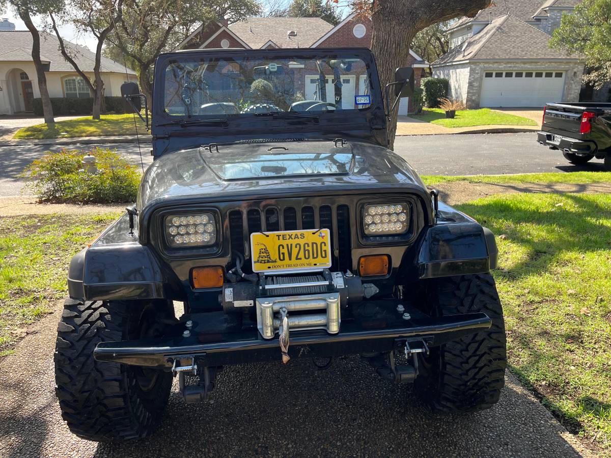 Jeep-wrangler-1990-black-8