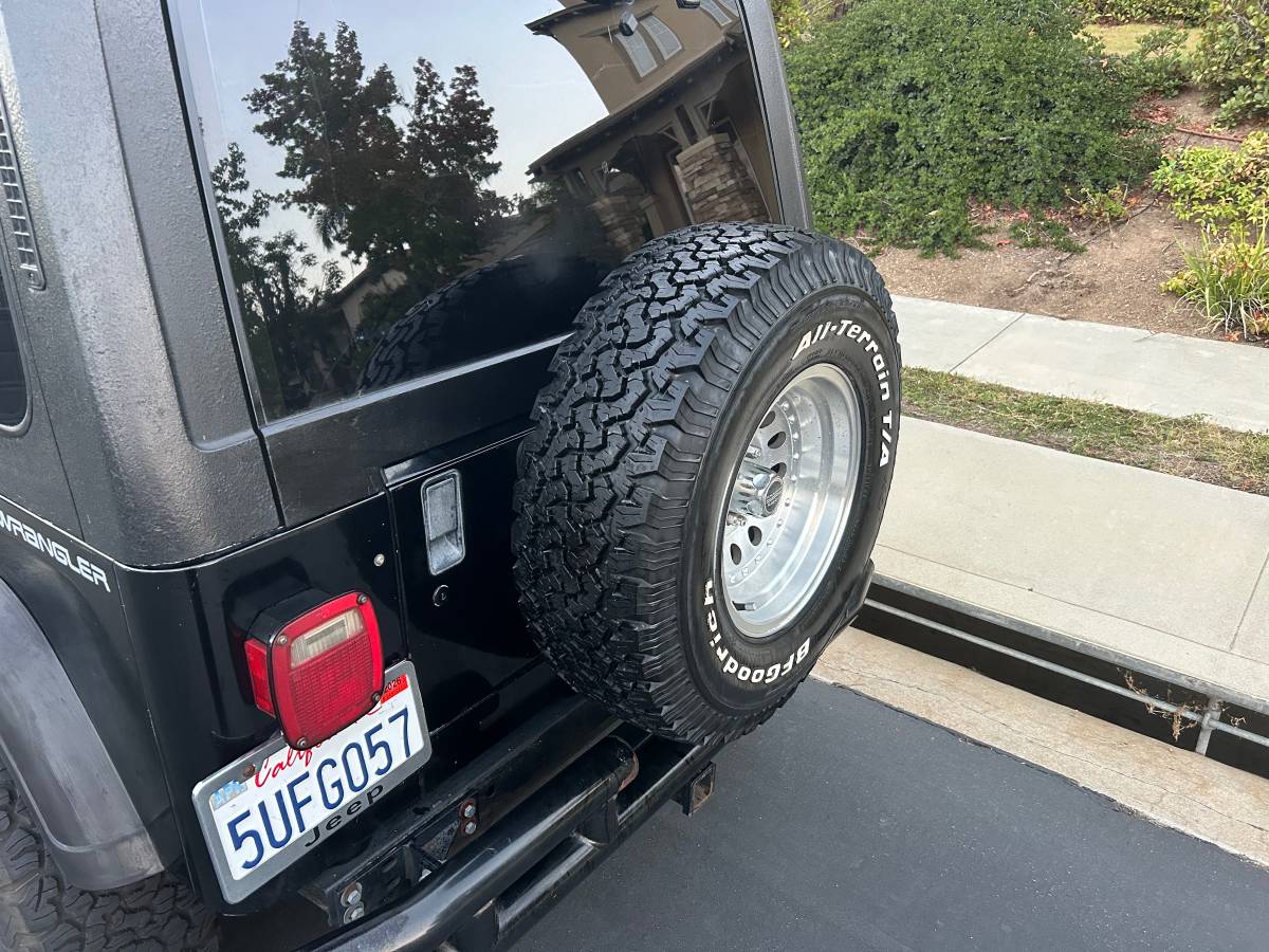 Jeep-wrangler-1991-black-10