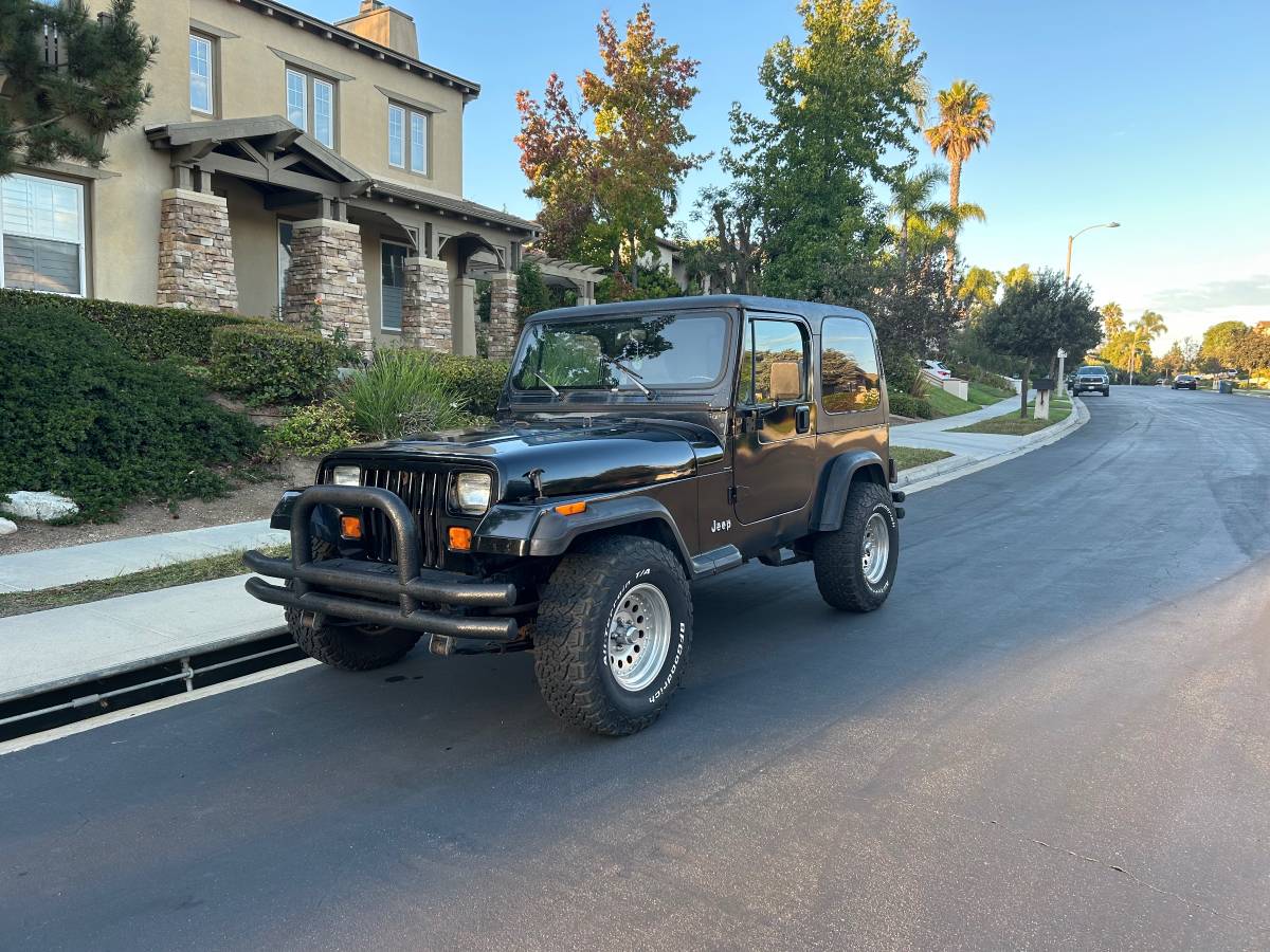 Jeep-wrangler-1991-black