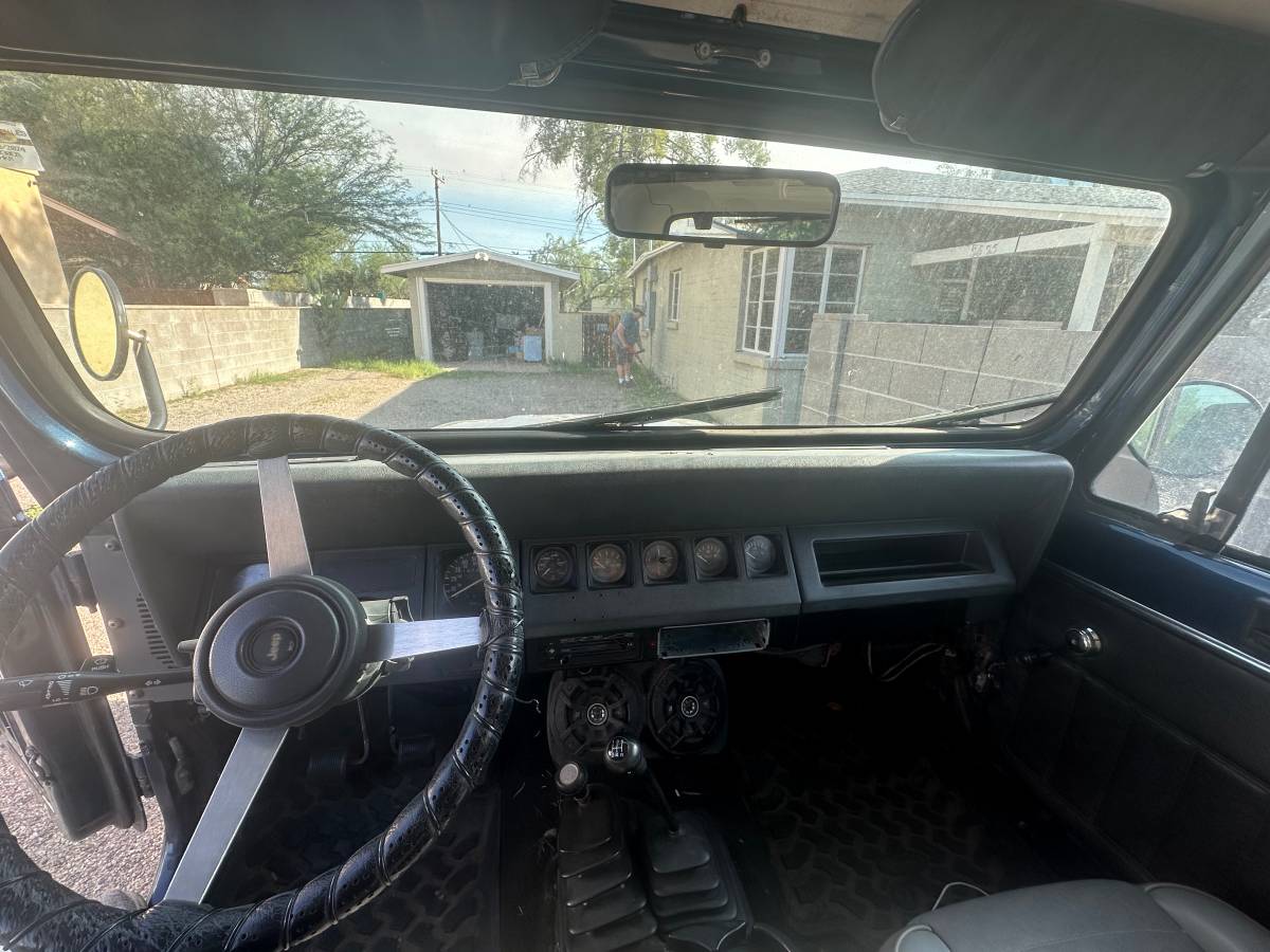 Jeep-wrangler-1991-blue-4