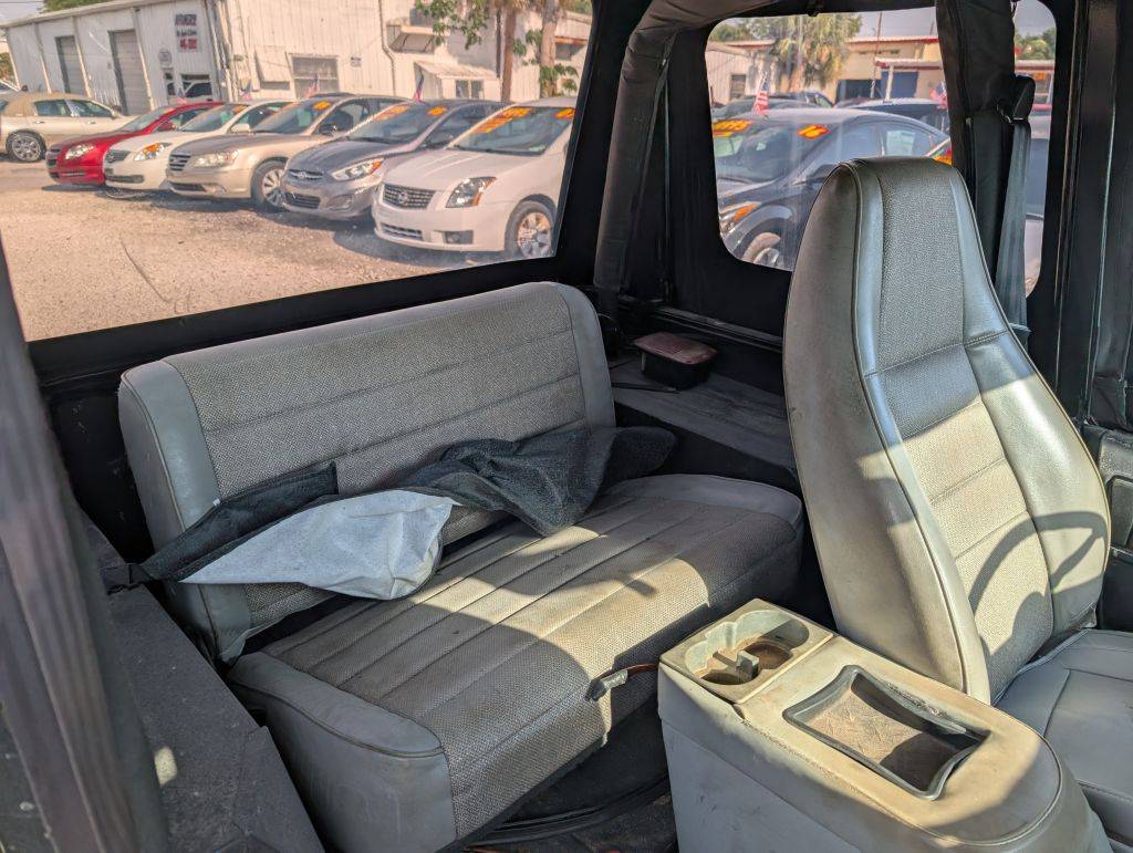 Jeep-wrangler-1994-13