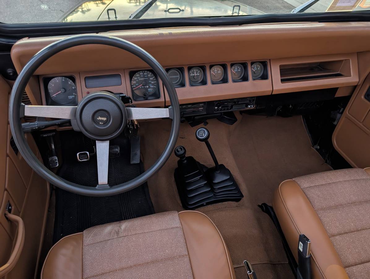 Jeep-wrangler-1994-black-12
