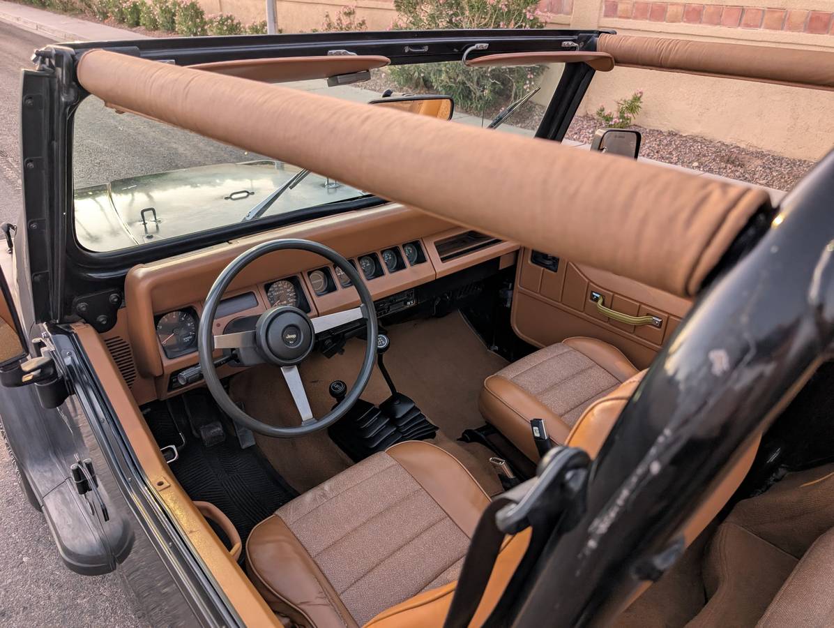 Jeep-wrangler-1994-black-9