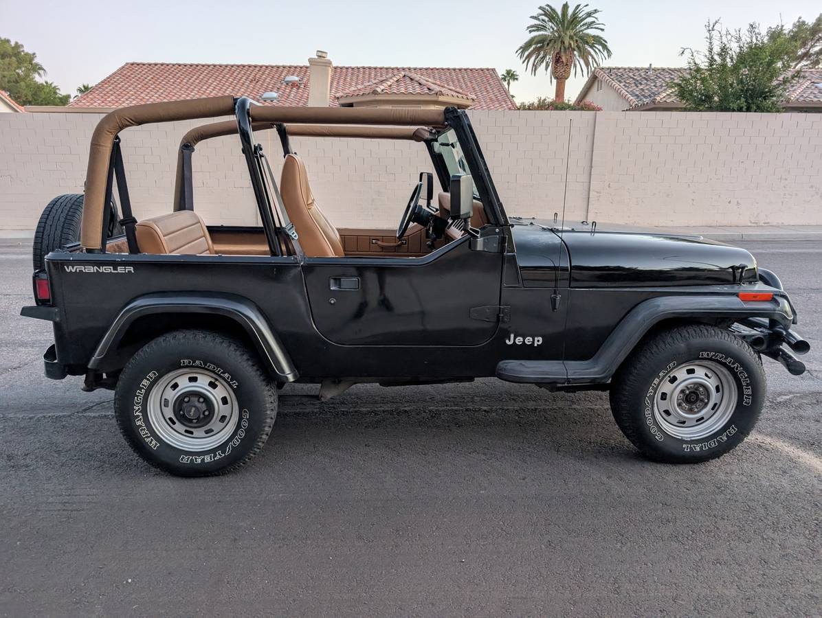 Jeep-wrangler-1994-black