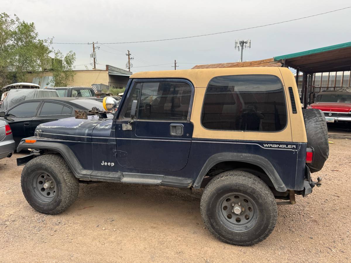 Jeep-wrangler-1994-blue