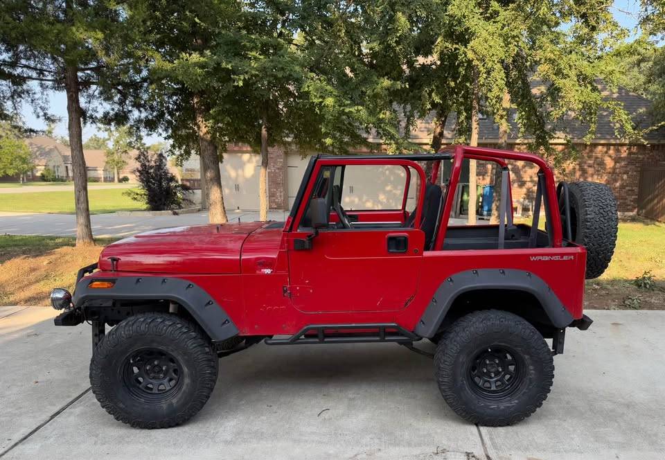 Jeep-wrangler-1994-red