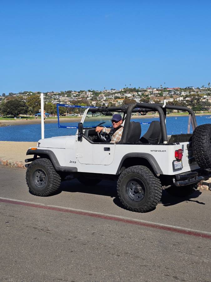 Jeep-wrangler-1994-white-1