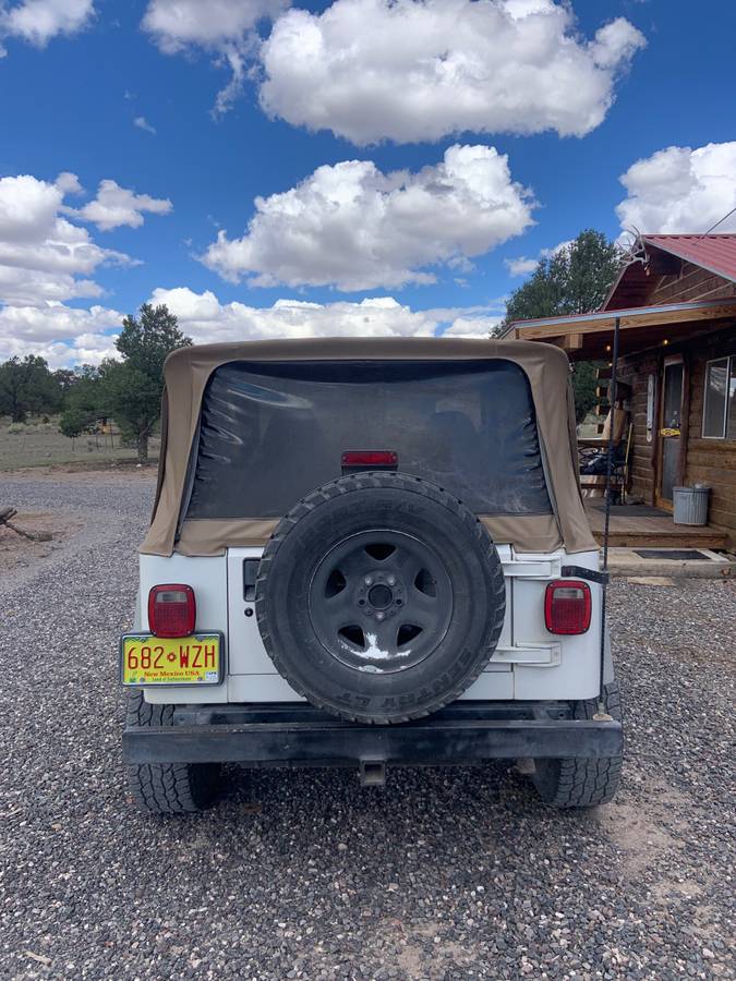 Jeep-wrangler-2000-white-2