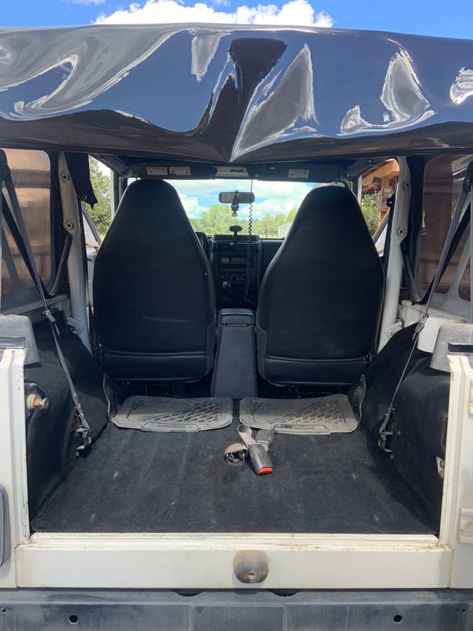 Jeep-wrangler-2000-white-7