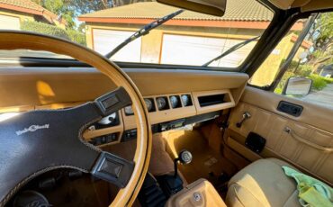 Jeep-wrangler-laredo-1988-black-14