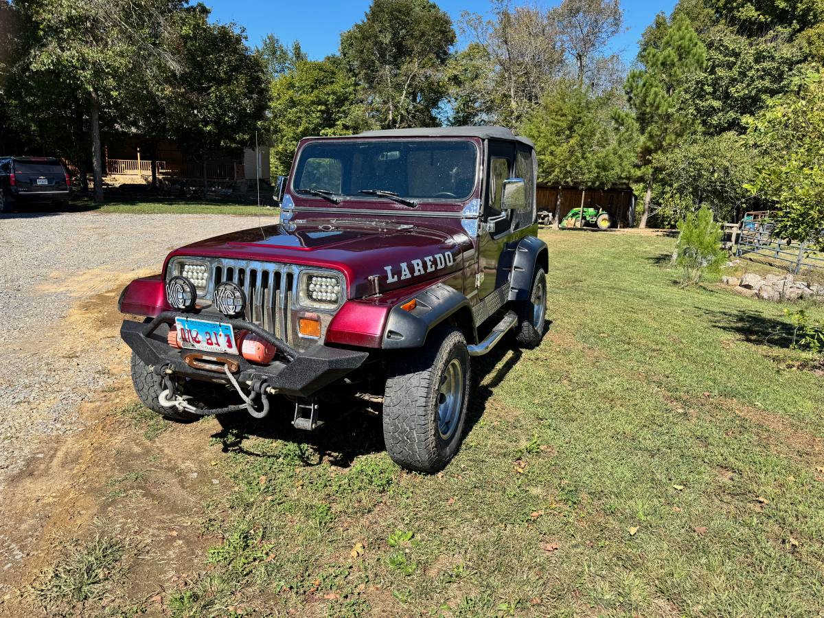 Jeep-wrangler-laredo-1988-red-3