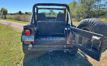 Jeep-wrangler-laredo-1988-red-9