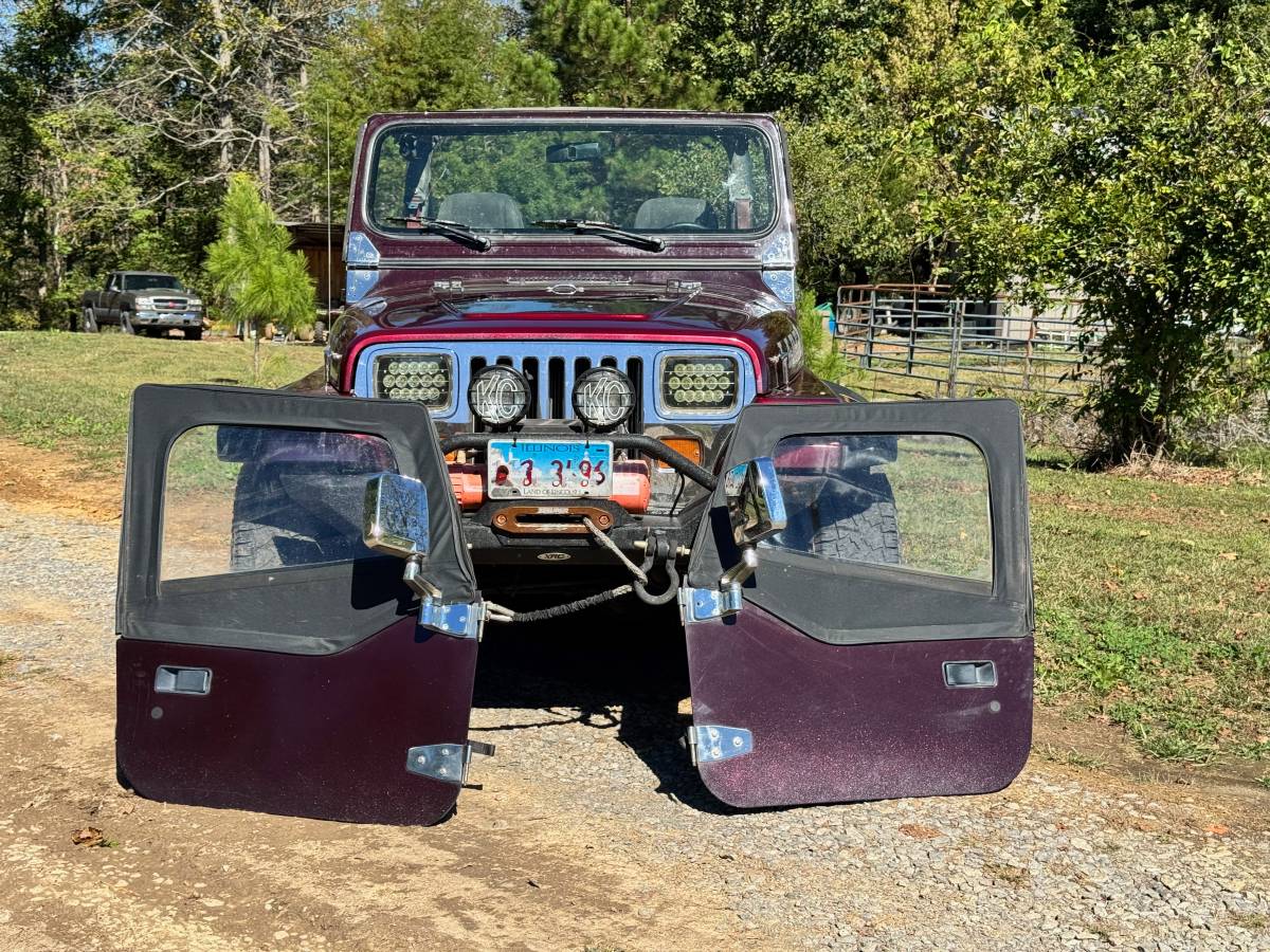 Jeep-wrangler-laredo-1988-red