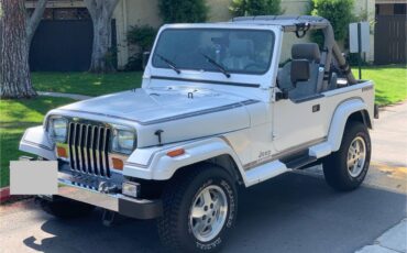 Jeep-wrangler-laredo-1988-white-4