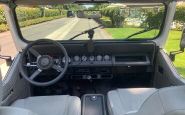 Jeep-wrangler-laredo-1988-white-6