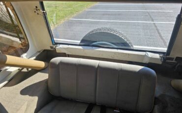 Jeep-wrangler-open-body-sahara-1988-blue-2
