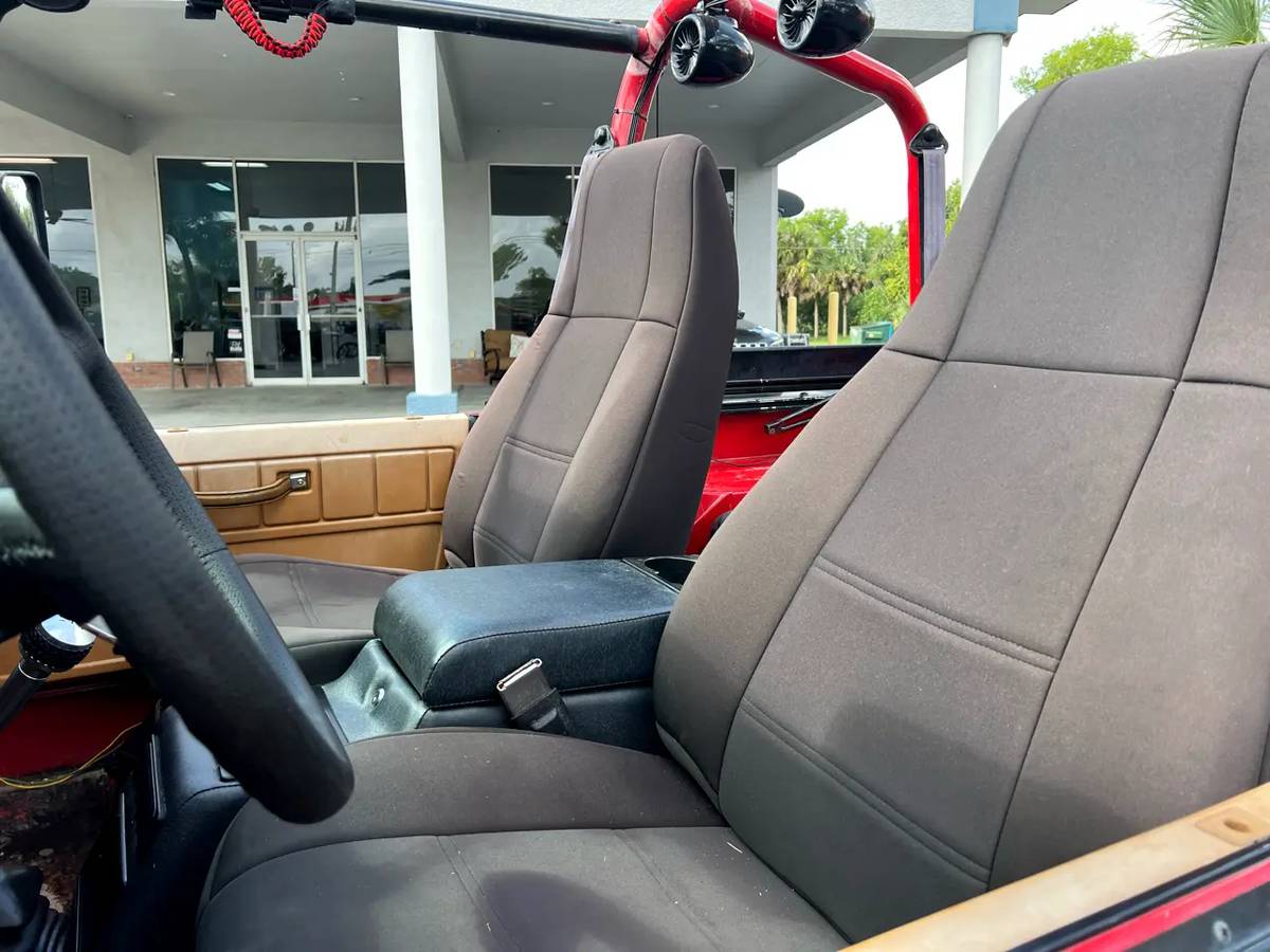 Jeep-wrangler-s-1995-red-9