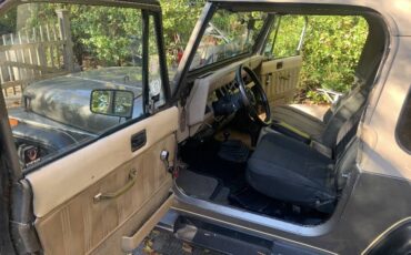 Jeep-wrangler-sahara-1989-green-4