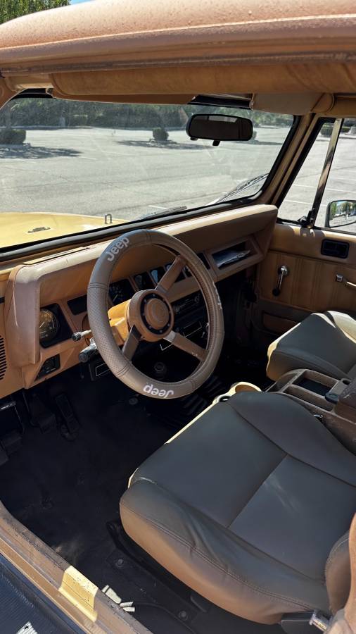 Jeep-wrangler-sahara-toad-1988-11