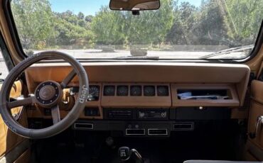 Jeep-wrangler-sahara-toad-1988-13