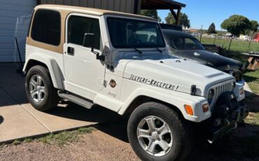 Jeep-wrangler-unlimited-sahara-1997-white-7