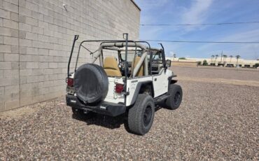 Jeep-wrangler-yj-1989-white-1