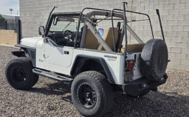 Jeep-wrangler-yj-1989-white-3
