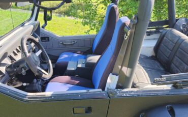Jeep-wrangler-yj-1990-black-2